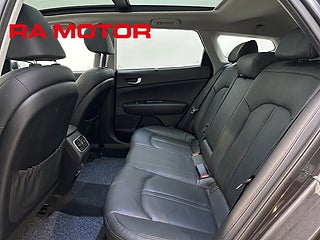 Kombi Kia Optima 13 av 28