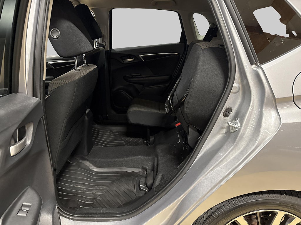 Honda Jazz 1.3 i-VTEC 100hk Elegance Navi Manuell Dragkrok – bild 18