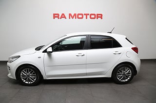 Halvkombi Kia Rio 2 av 23