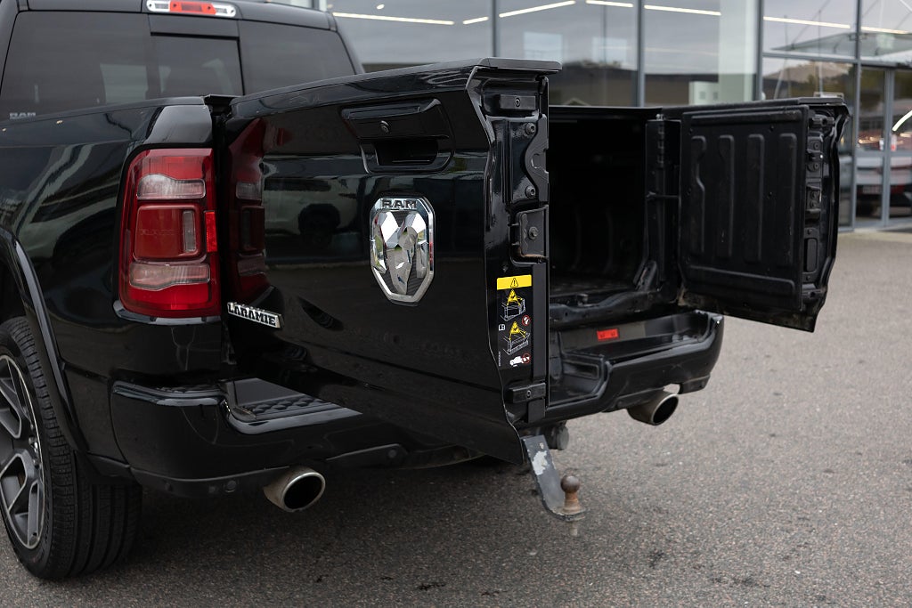 Dodge RAM 1500 Crew Cab 5.7 L V8 Hemi Laramie Sport Luftfjädring