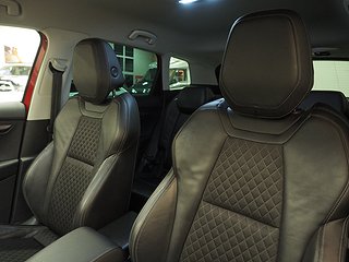 SUV Skoda Karoq 14 av 23