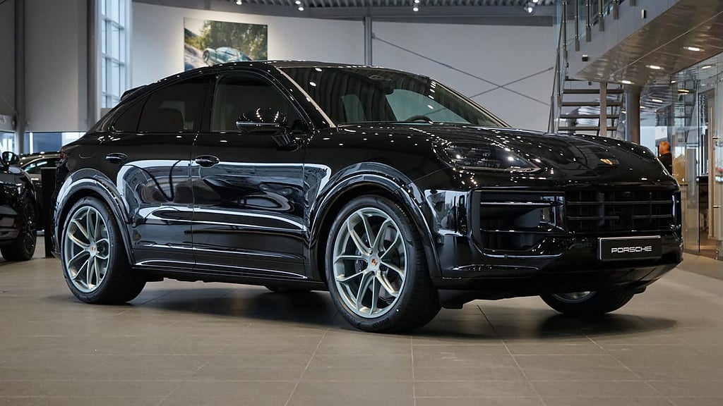 Porsche Cayenne E-Hybrid Coupé Black Edition Lättviktssportpaket