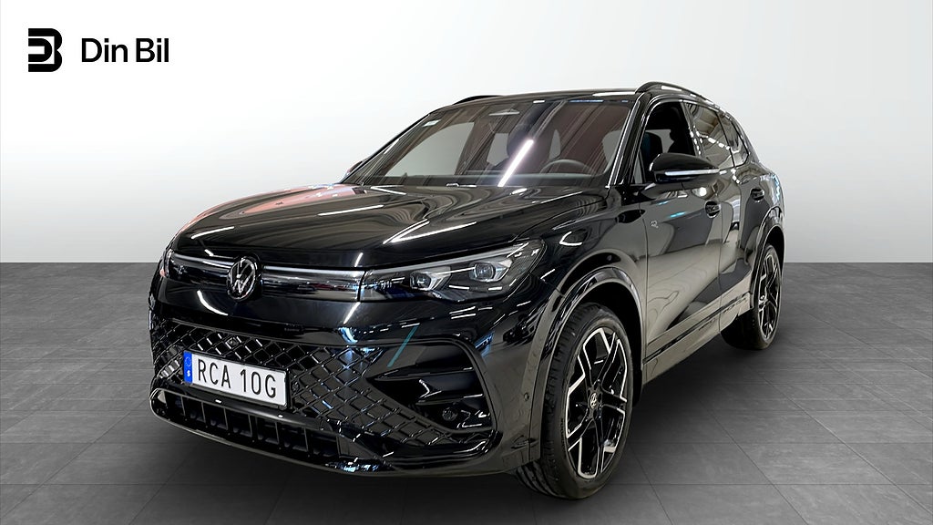 Volkswagen Tiguan 2.0 TDI 4M R-Line Pano Drag Värmare