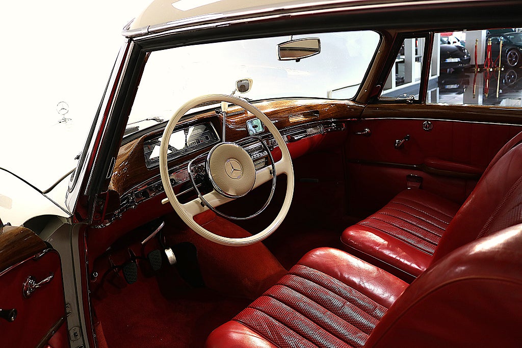 Mercedes-Benz W128 1960 - miniatyr 7