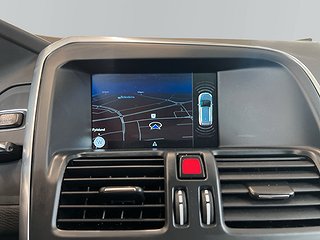 Volvo XC60 D4 AWD R-Design Panorama/Dvärm/Navi/Skinn