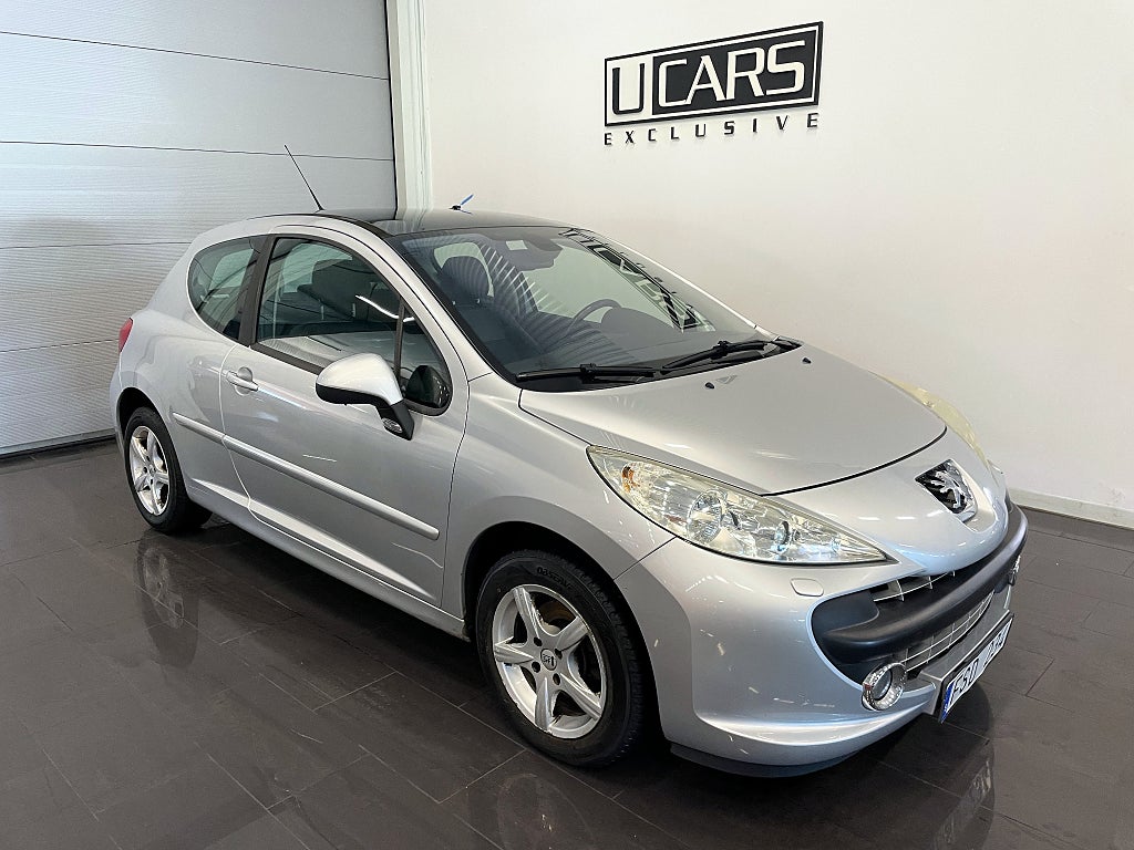 Peugeot 207 3-dörrar 1.6 THP Panorama glastak / Ny Kamkedja
