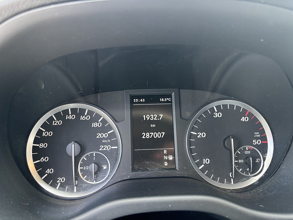 Mercedes-Benz Vito Tourer 116 CDI 3.1t 7G-Tronic Plus 9-Sits Drag Navi