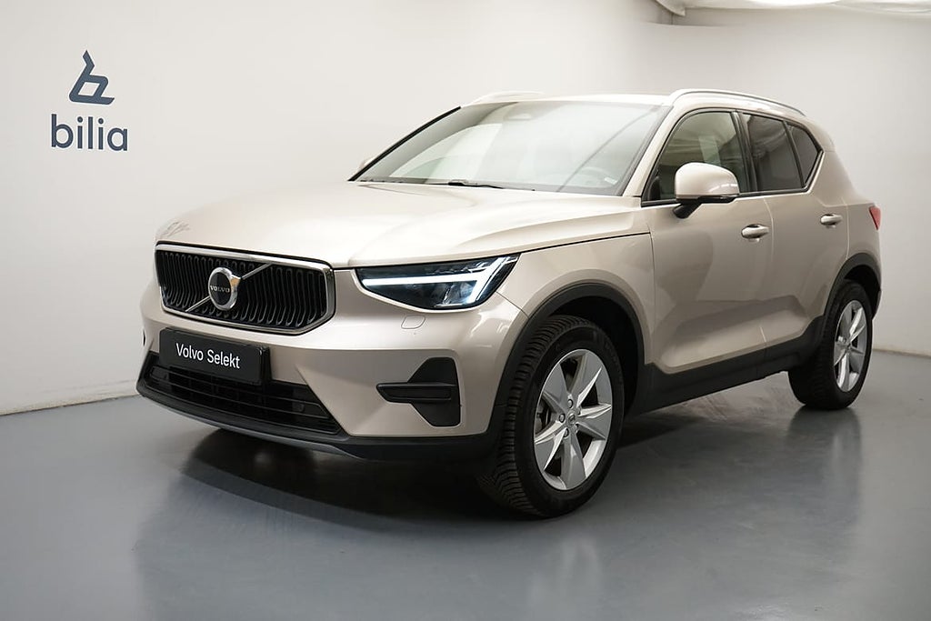 Volvo XC40 B4 FWD Bensin Core SE II, Navigation, Baklucka...