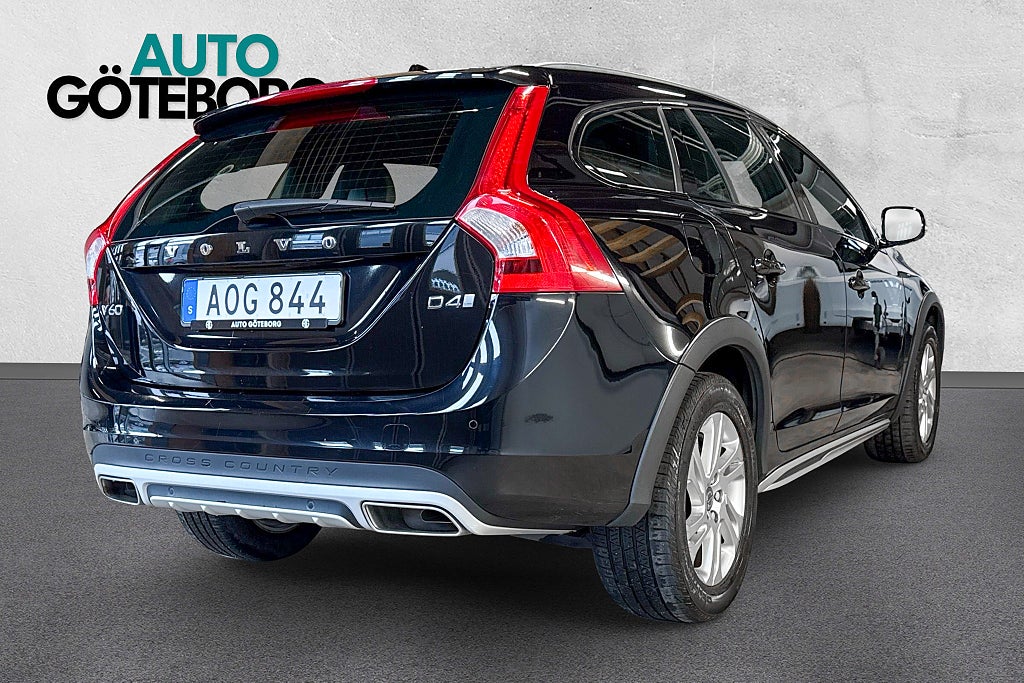 Volvo V60 Cross Country D4 Classic Momentum Kamrem bytt 2-Ägare NYBESIKTIGAD