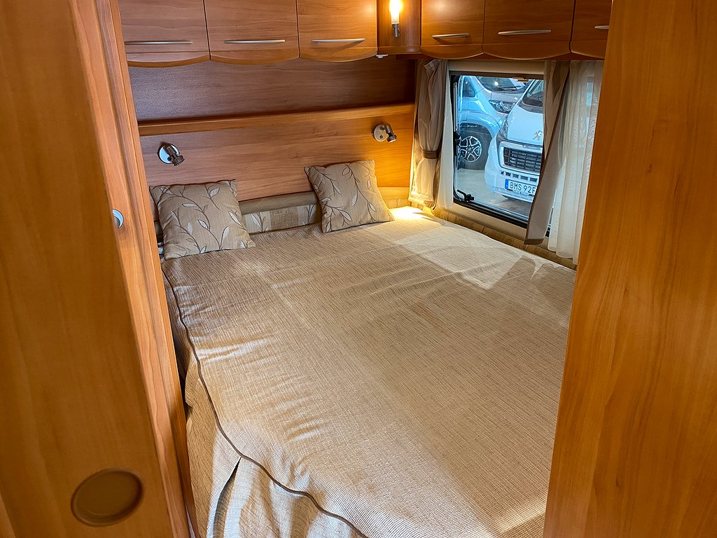 Adria Adora 512 UP  1279 kr/månaden/Vi tar inbyten/Förtält - Adria