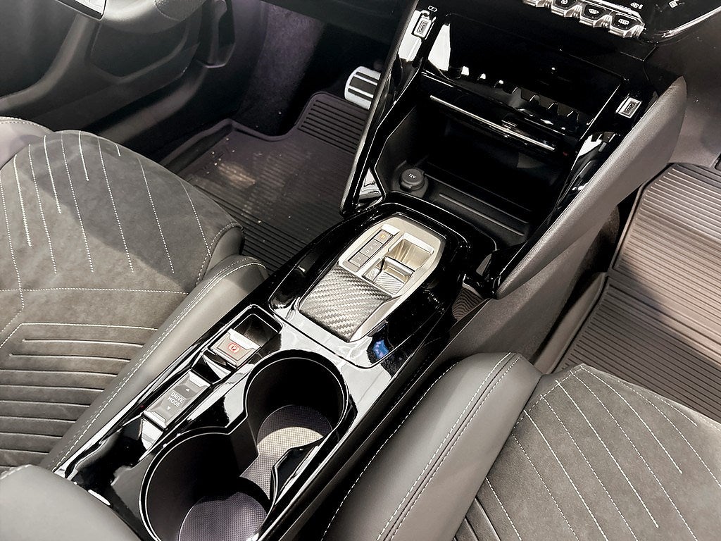 Bild på Peugeot 2008 GT PureTech Aut - DEMO