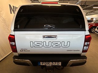 Isuzu D-Max Crew Cab 1.9 4WD MOMS/S&V-däck/D-värm/Kamera