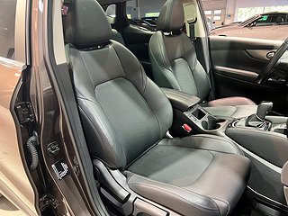 SUV Nissan Qashqai 9 av 20