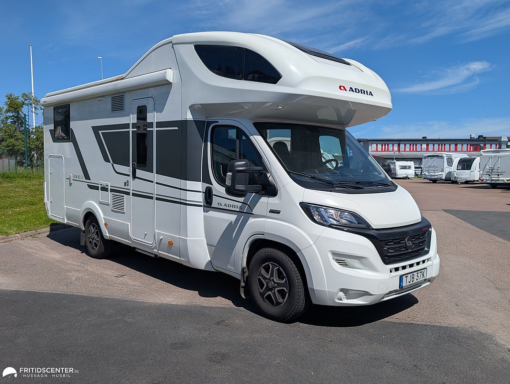 Adria Coral XL 670 SL *Familjefavorit / ALDE / Hydrauliska stödben