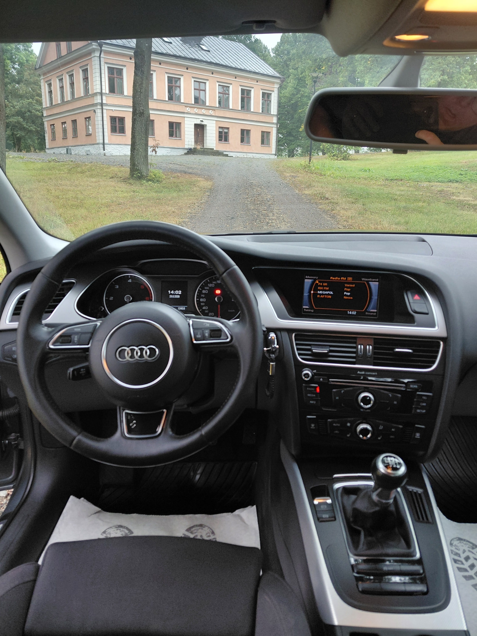 Audi A4 Avant 2.0 TDI 2014, kuva 7/10