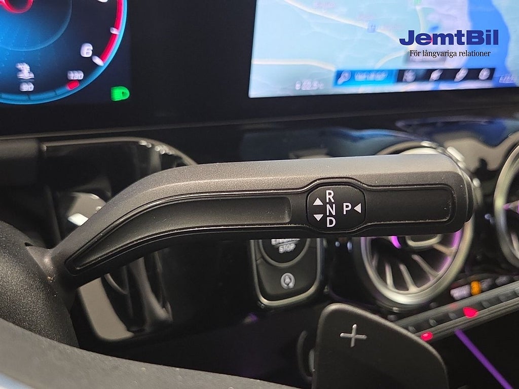 Mercedes-Benz B 2022 - miniatyr 12