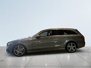 Mercedes-Benz C 220 T d 4M AMG Line Drag Mvärme Bkamera Navi Dvärme S&V – bild 4