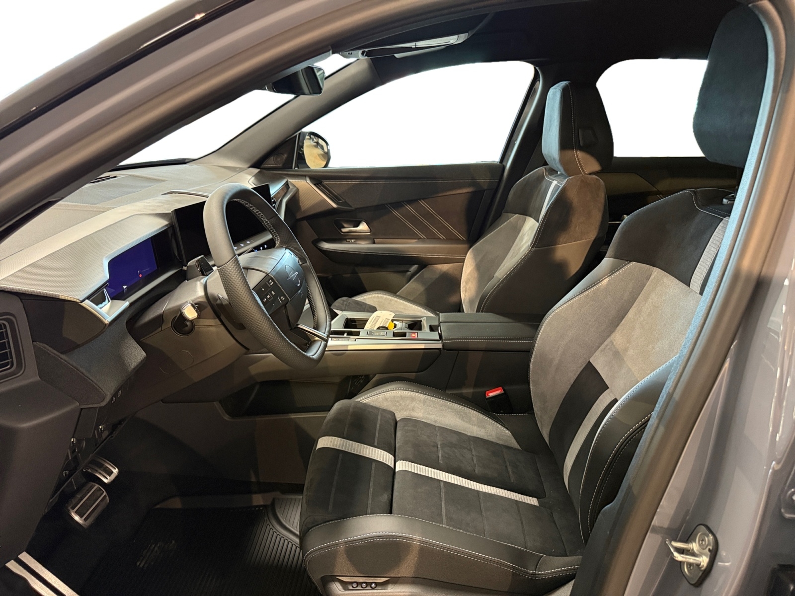 Opel Grandland GS PHEV Dragkrok 360° 2026, bild 5/10