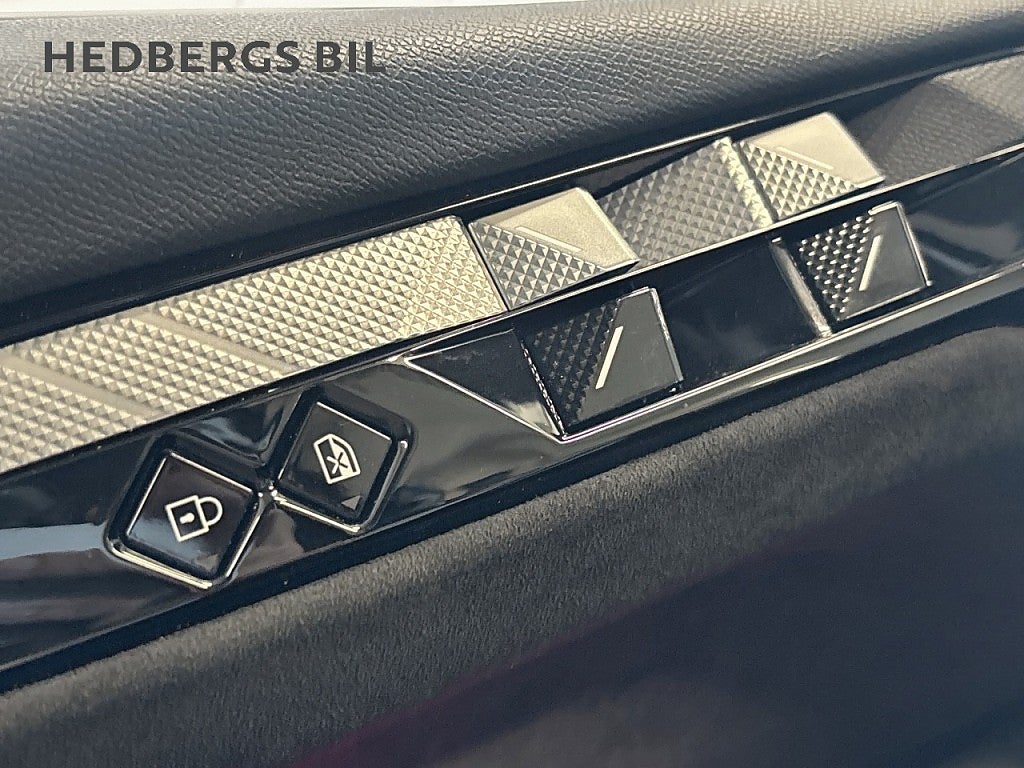 DS 4 E-TENSE Performance Line Plus 225Hk Plug-In Hybrid thumbnail