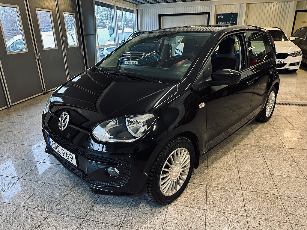 Volkswagen UP! 5-dörrar 1.0 MPI High up 6950mil 2ägare Navi 