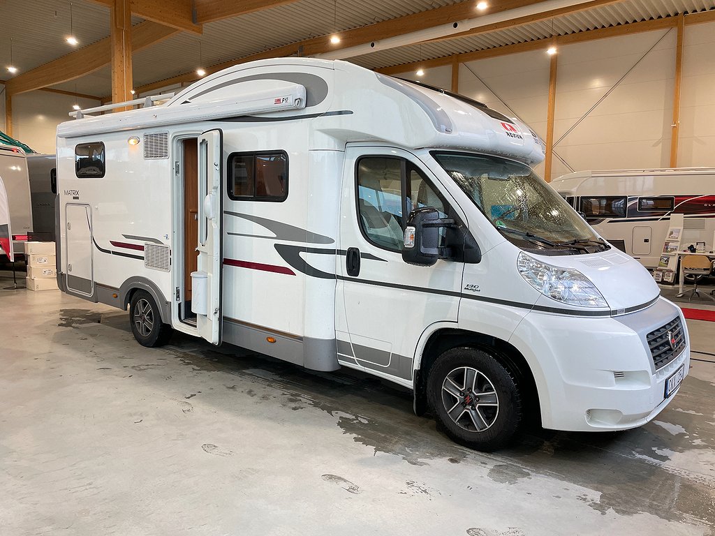 Matrix 680 SL - Adria Matrix 680 SL / B-körkort / Taksäng / El-Patron / Ugn