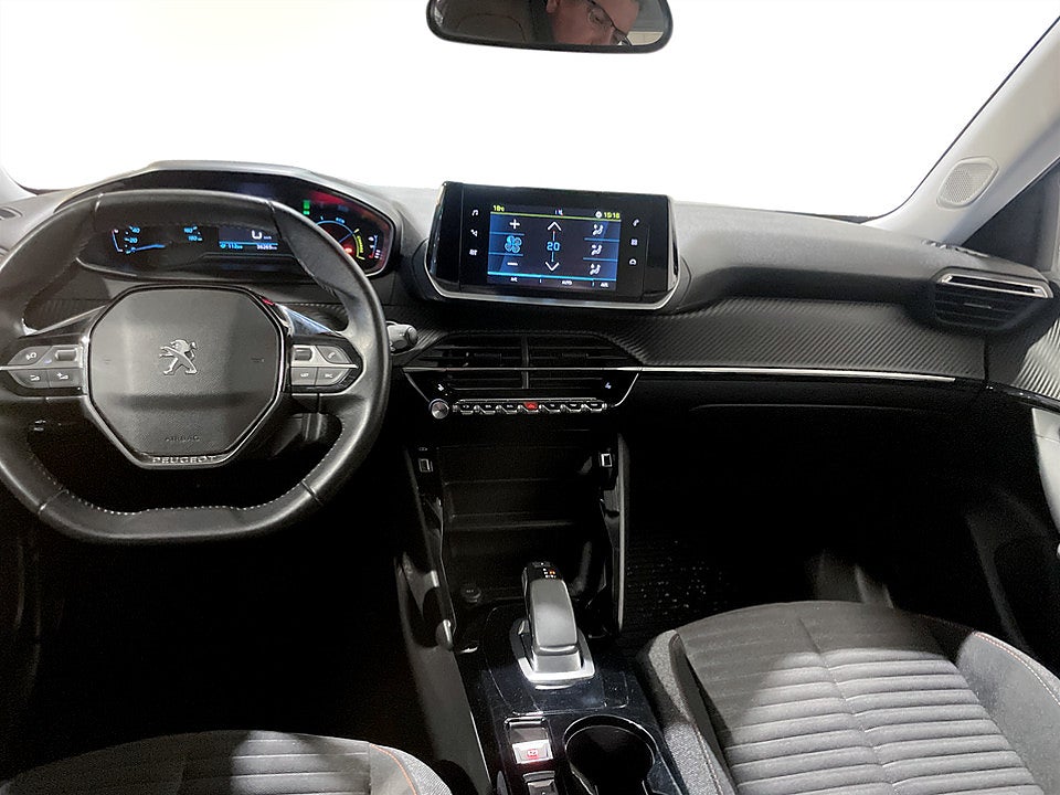 Bild på Peugeot E-2008 Active 50kWh 136hk Aut CARPLAY BACKSENSORER