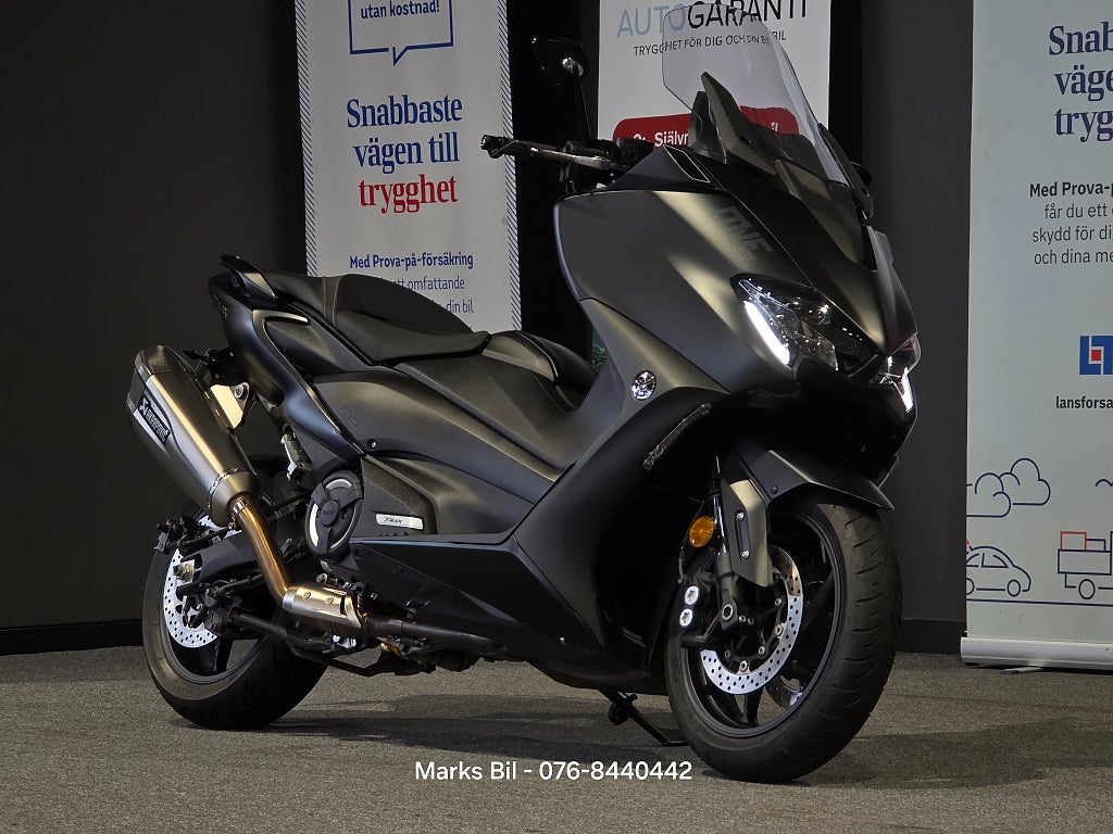 Yamaha T-MAX 560 TECH MAX 270 mil/Akrapovic helsystem/Barracuda/