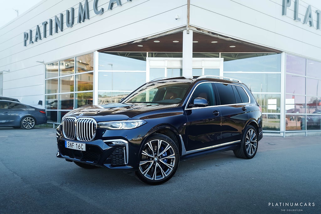 BMW X7 xDrive30d M Sport / Individual / B&W / Sky Lounge 