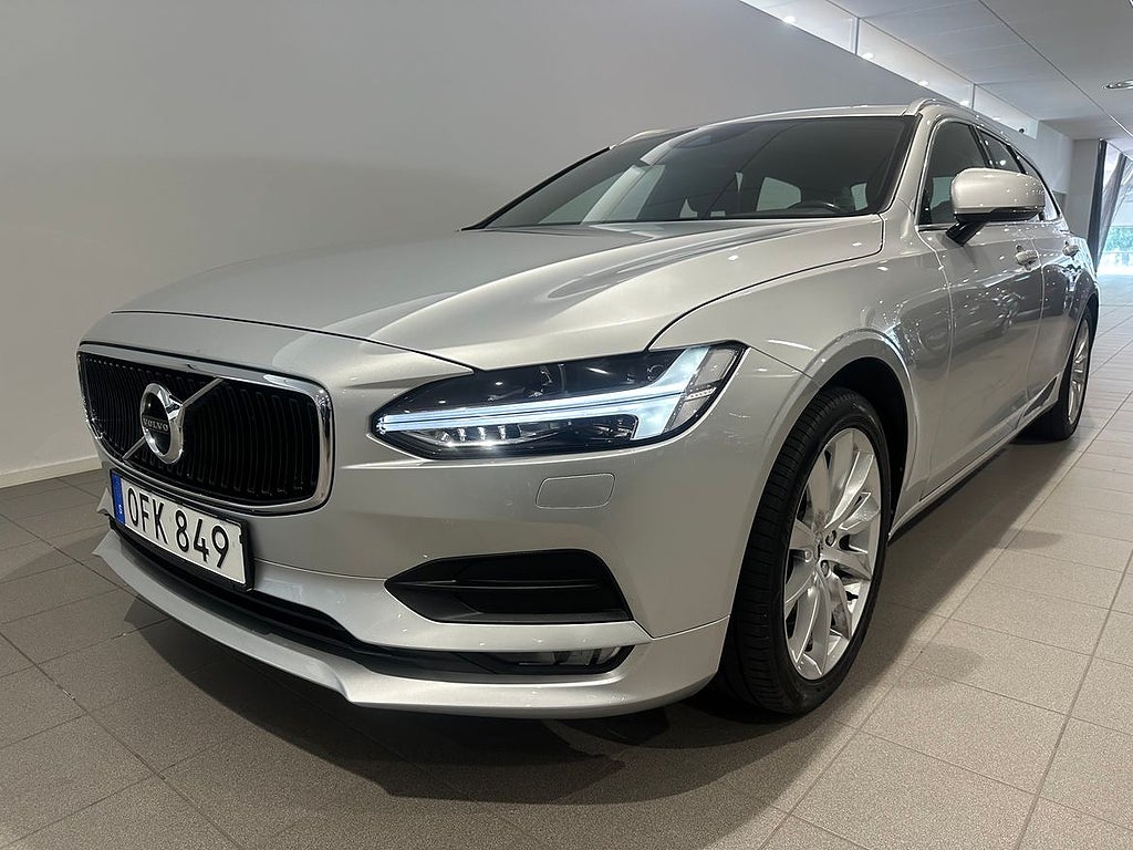 Volvo V90 D4 Momentum Intro / Dragkrok / Panoramatak / Se...
