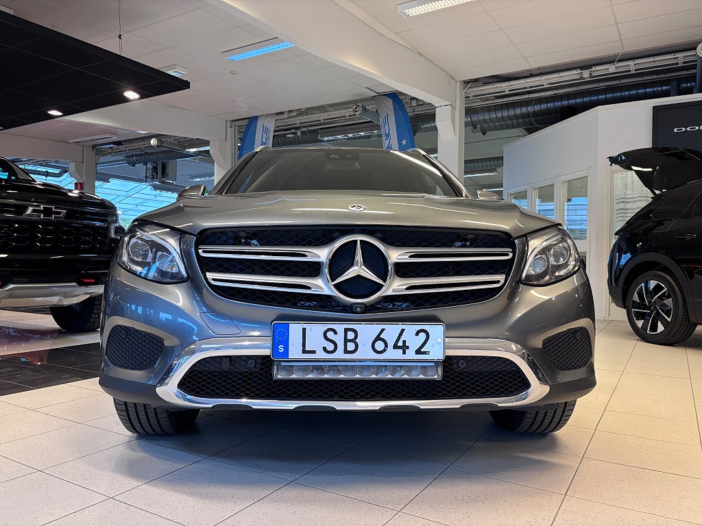 Mercedes-Benz GLC250 d 2018 - miniatyr 7