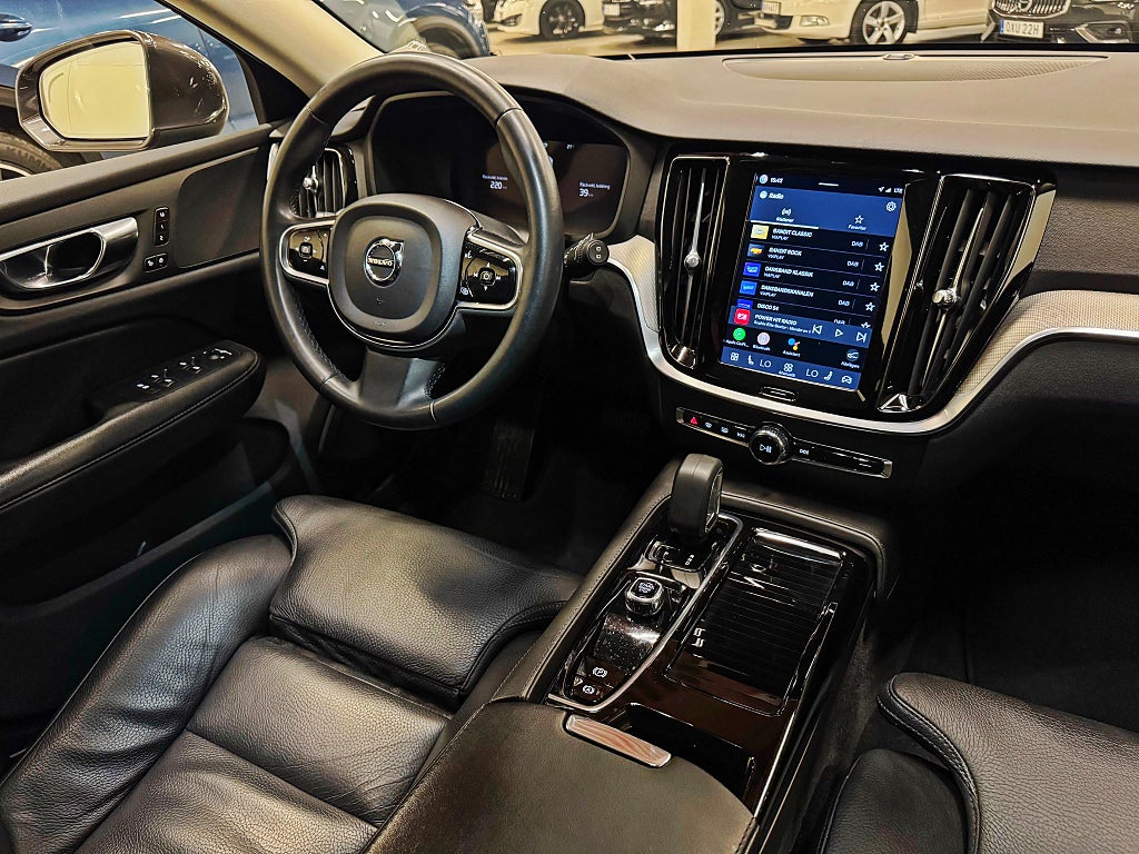 Volvo V60 Recharge T8 AWD Automat 456hk