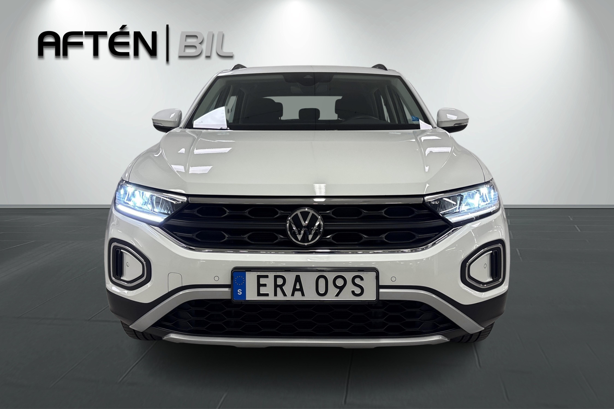 Volkswagen T-Roc 1.0 TSI 2023, bild 3/10