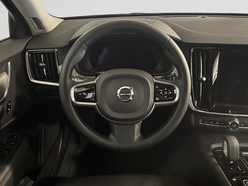 Volvo V90 Recharge T6 AWD Aut Core Edition Adaptiv fart Helskinn bild 16