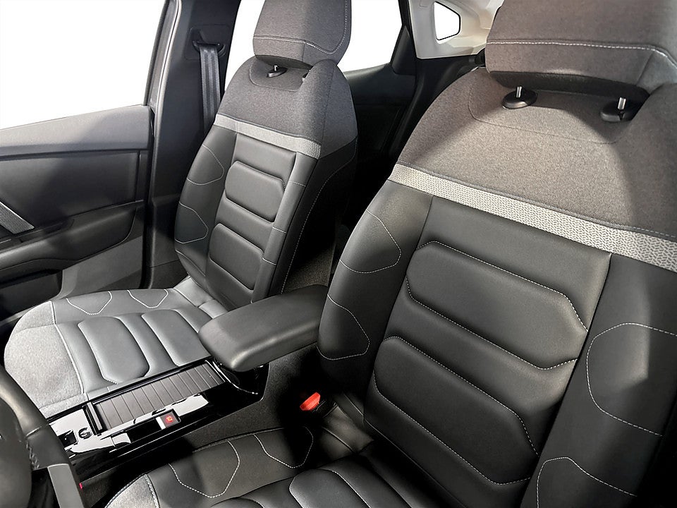 Bild på Citroën C4-X Shine 1.2 PT 130hk Aut B-KAMERA CARPLAY