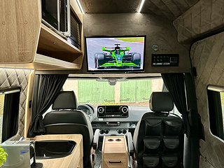 Transportbil - Skåp Mercedes-Benz Sprinter 29 av 31