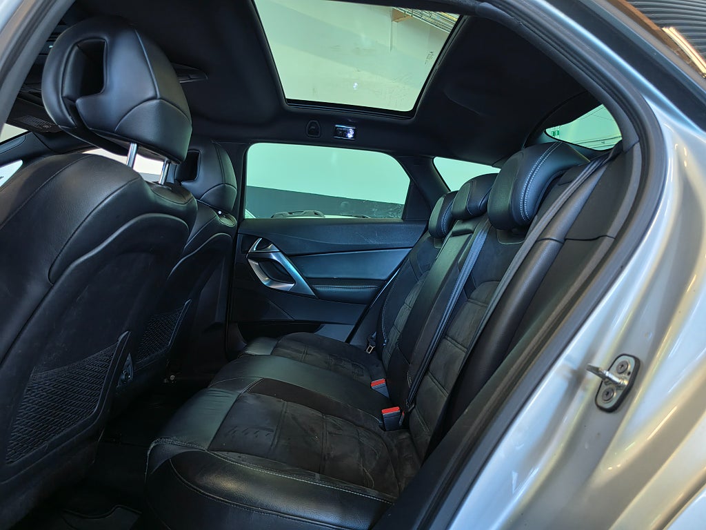 Citroën DS5 2.0 HDi Automat / Panorama / Drag / Head-up /