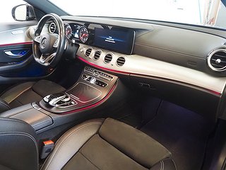 Sedan Mercedes-Benz E 10 av 22