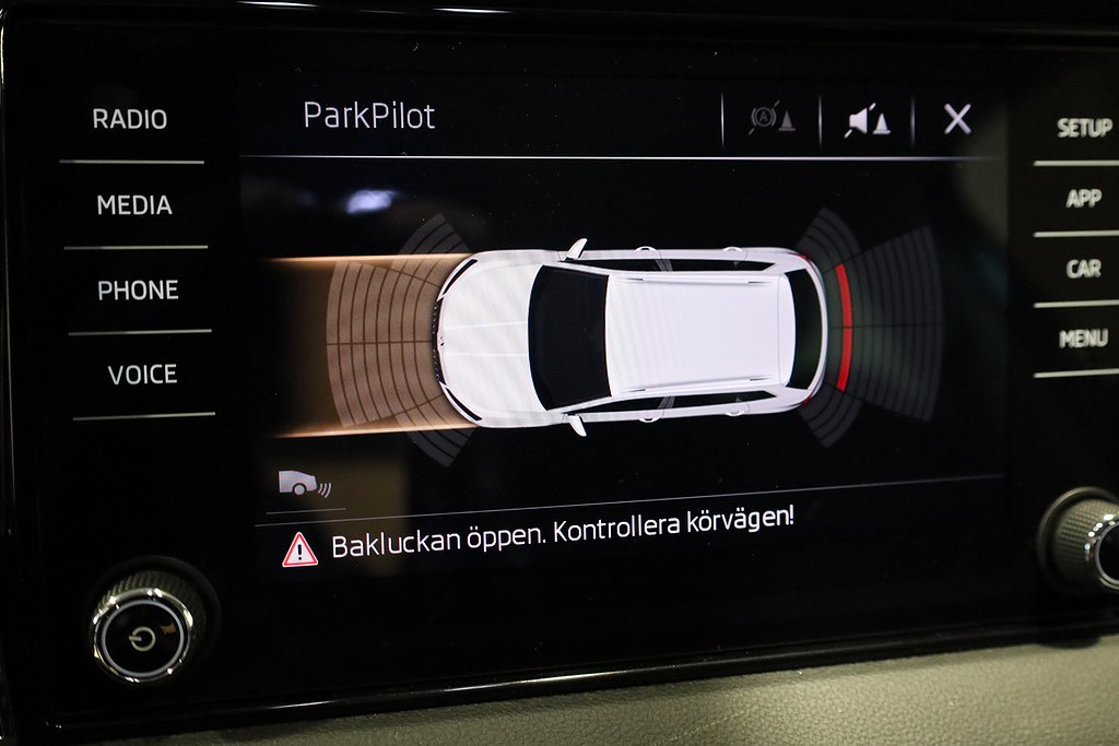 Skoda Karoq 2,0 TDI 150hk 4x4 Businessline Värmare Drag 2019