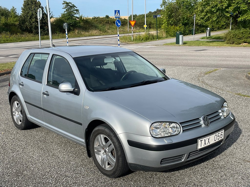 Volkswagen Golf 1.6 | Ny Kamrem | AC | Farthållare | Pedant