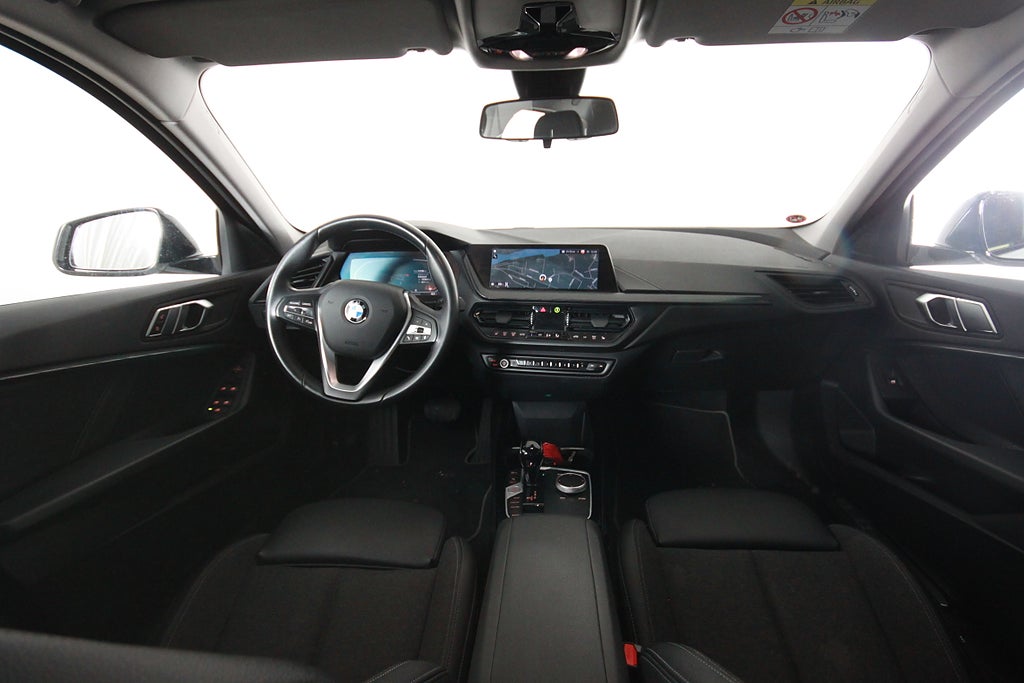 BMW 118I 2022 - miniatyr 5