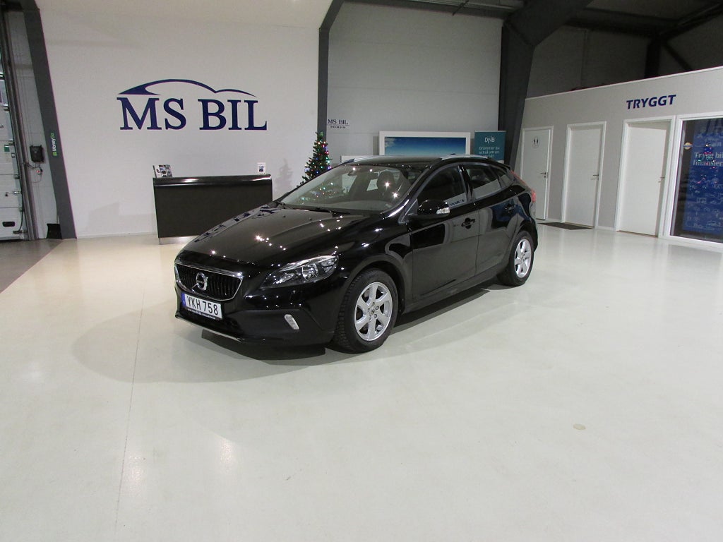 Volvo V40 Cross Country D2  Euro 6 NY SERVAD 