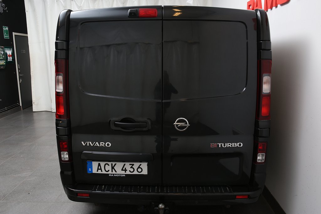 Opel Vivaro 2.9t 1,6 CDTI BIturbo 146hk Skåp D-Värme Drag 2017