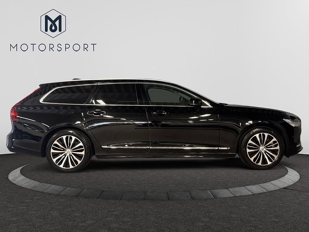 Volvo V90 Recharge T6 AWD Aut Core Edition Adaptiv fart Helskinn bild 8