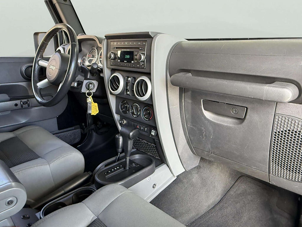 Jeep Wrangler Unlimited 3.8 V6 4WD  - miniatyr 13