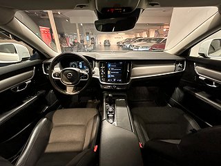Volvo V90 Cross Country B4 AWD Aut Momentum Kamera/H&K/MoK
