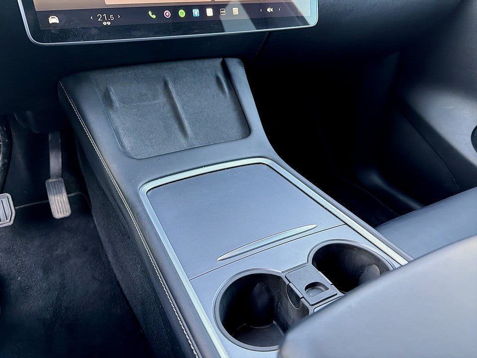 Bild på Tesla Model Y Long Range 514hk Aut AWD DRAG PANO