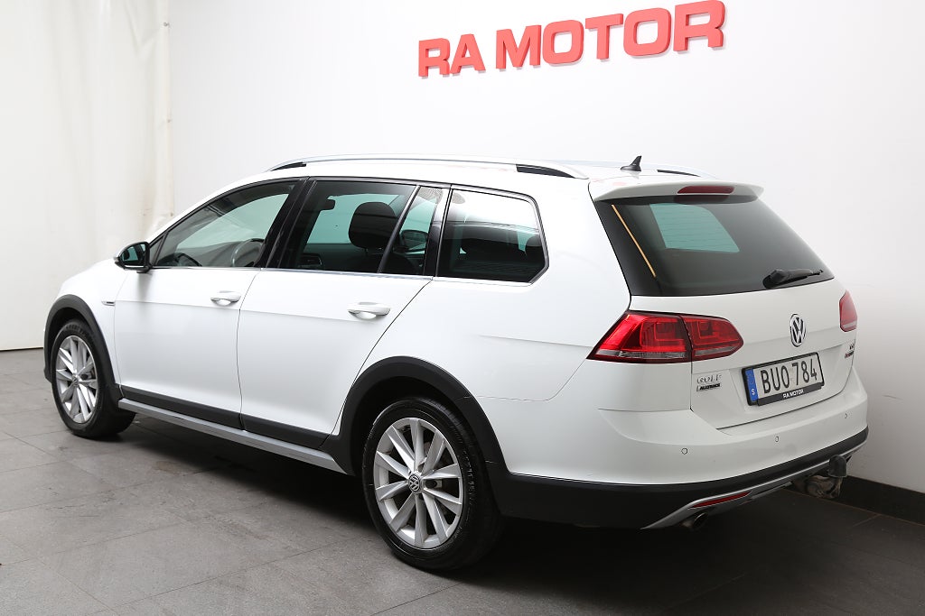 Volkswagen Golf Alltrack 1,8 TSI 180hk 4Motion DSG Kamera Värmare Drag 2017