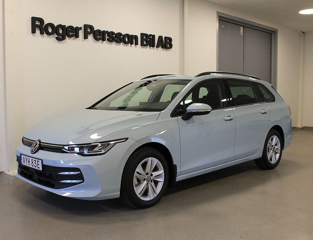 Volkswagen Golf Sportscombi 150 hk eTSI DSG |Drag|Värmare|ACC|