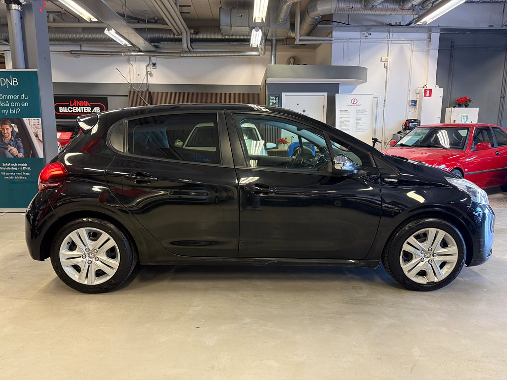 Peugeot 208 2018 - miniatyr 5