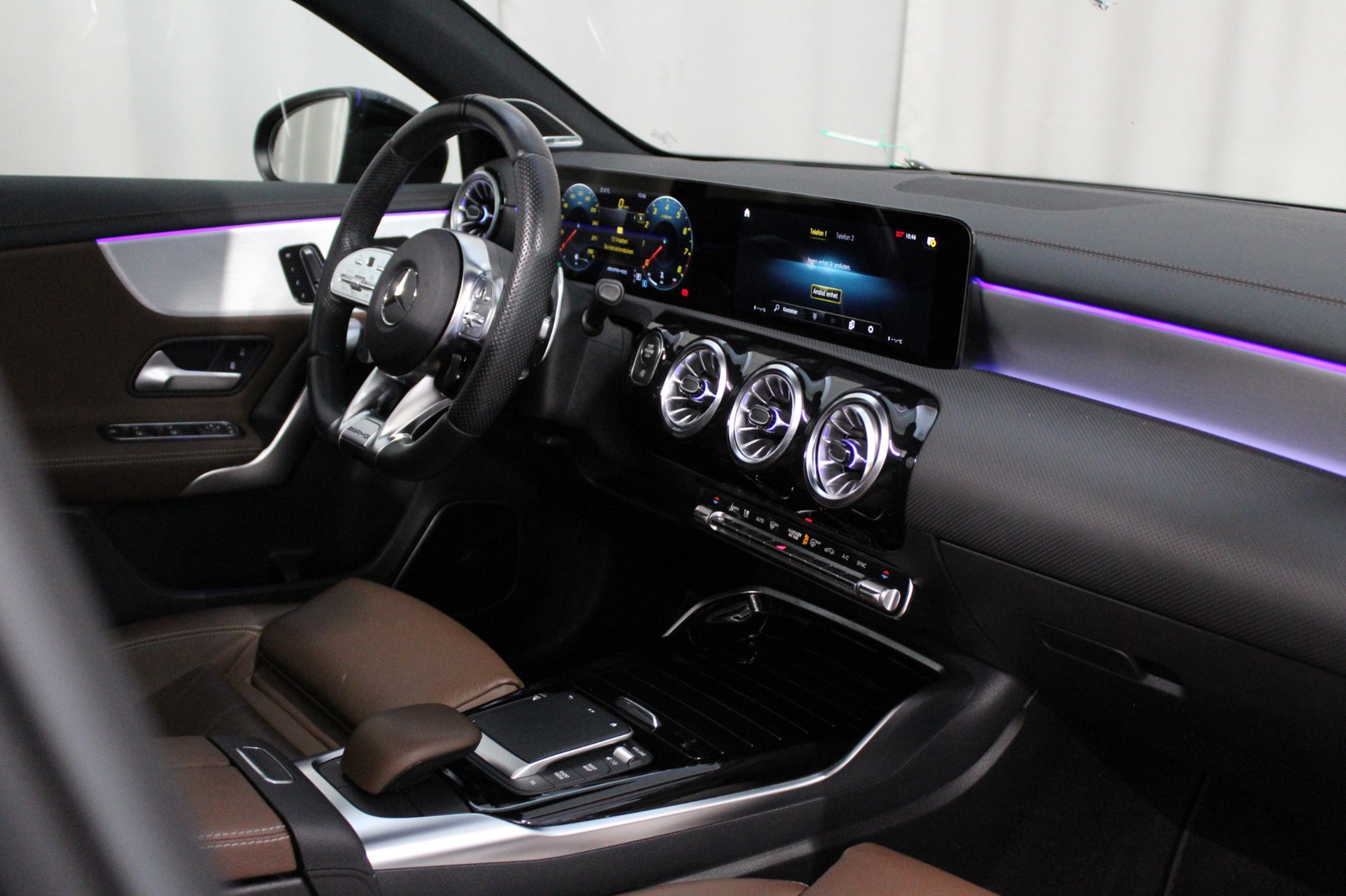 Mercedes-Benz A45S AMG 4MATIC+ Panorama, Aero pkt, Drivers Pkt, Premium Plus 2022 - miniatyr 22